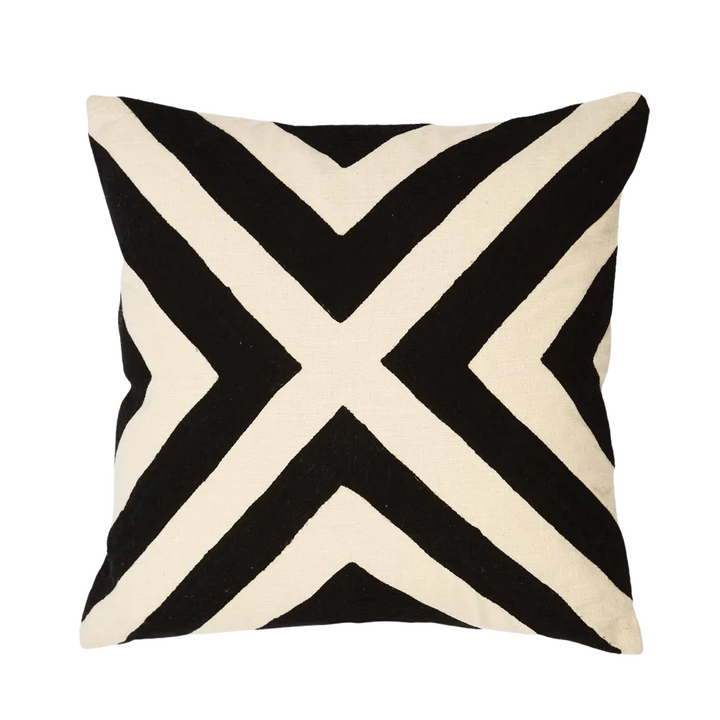 Clifton 50x50cm Cushion Natural/Black