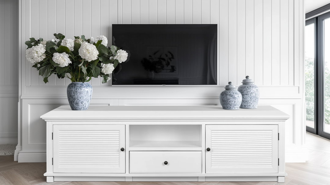 West Beach Hamptons Media Unit White Large