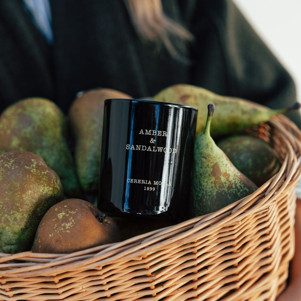 Amber & Sandalwood Premium Candle 230g