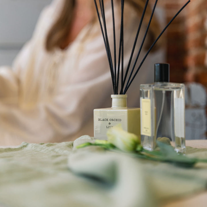 Black Orchid & Lily Premium Reed Diffuser 100ml