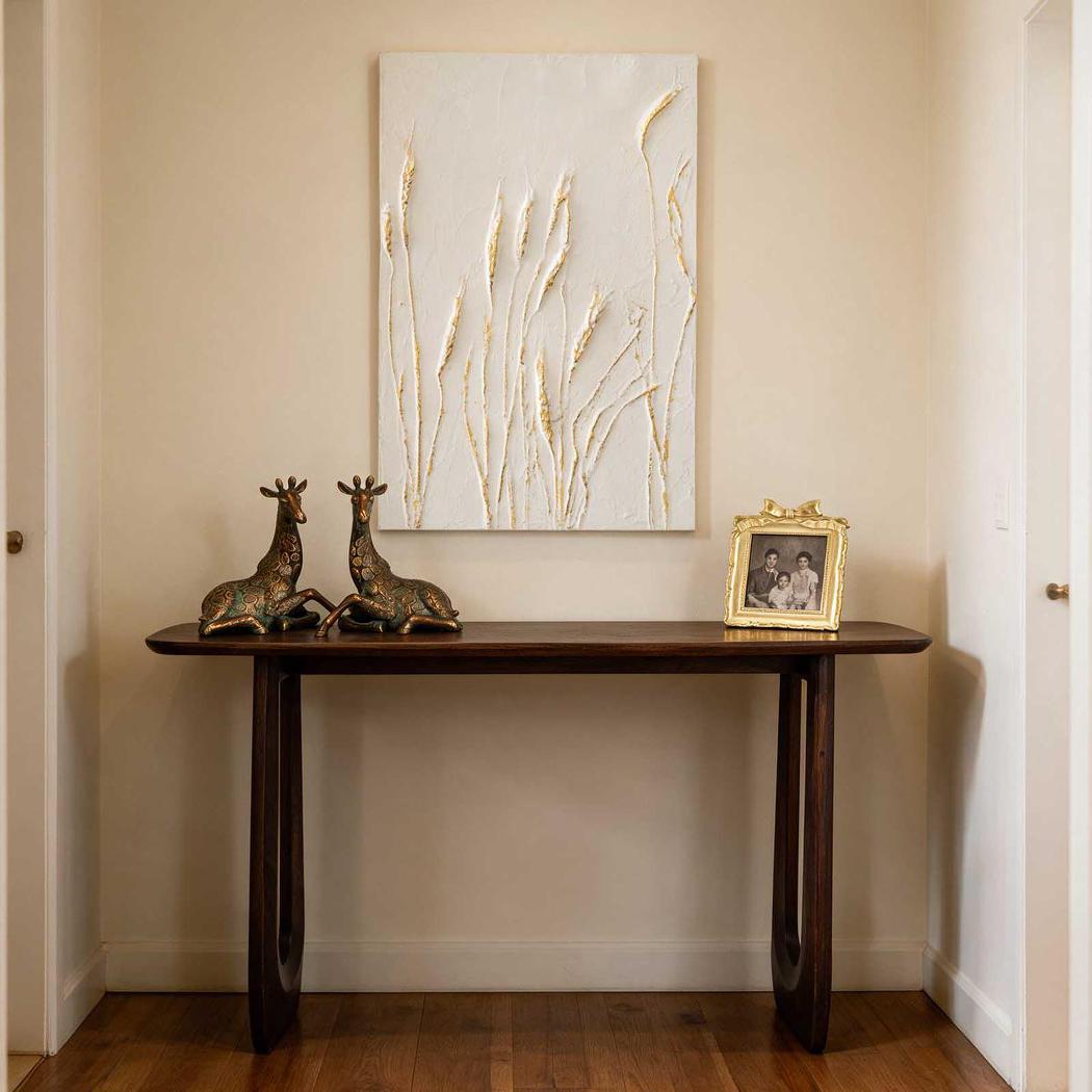 Melman Sitting Giraffe Small Antique Finish