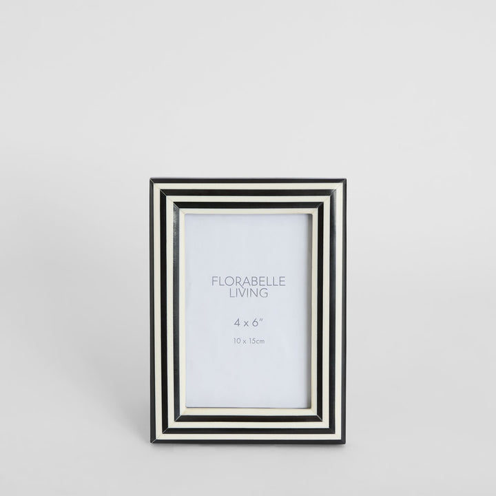 Aaro Bone Inlay 4 x 6" Photo Frame Black & White
