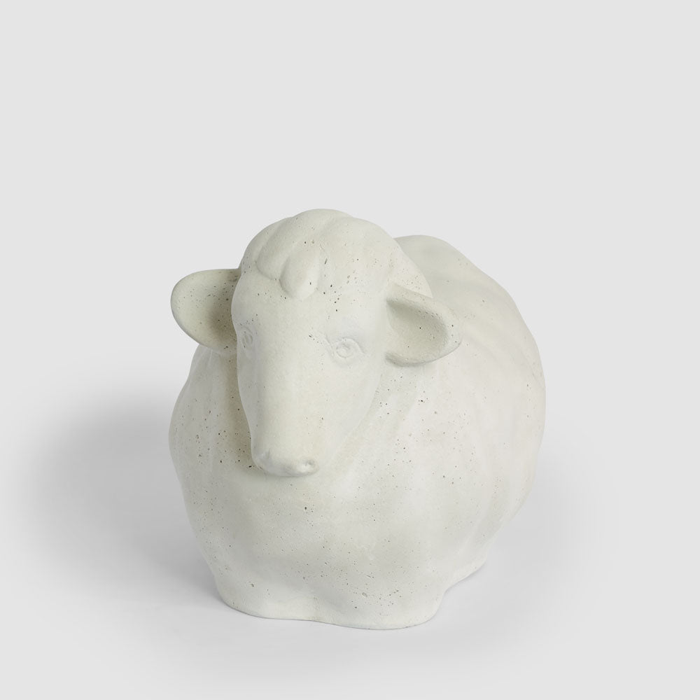 Betty Concrete Lava Sheep White