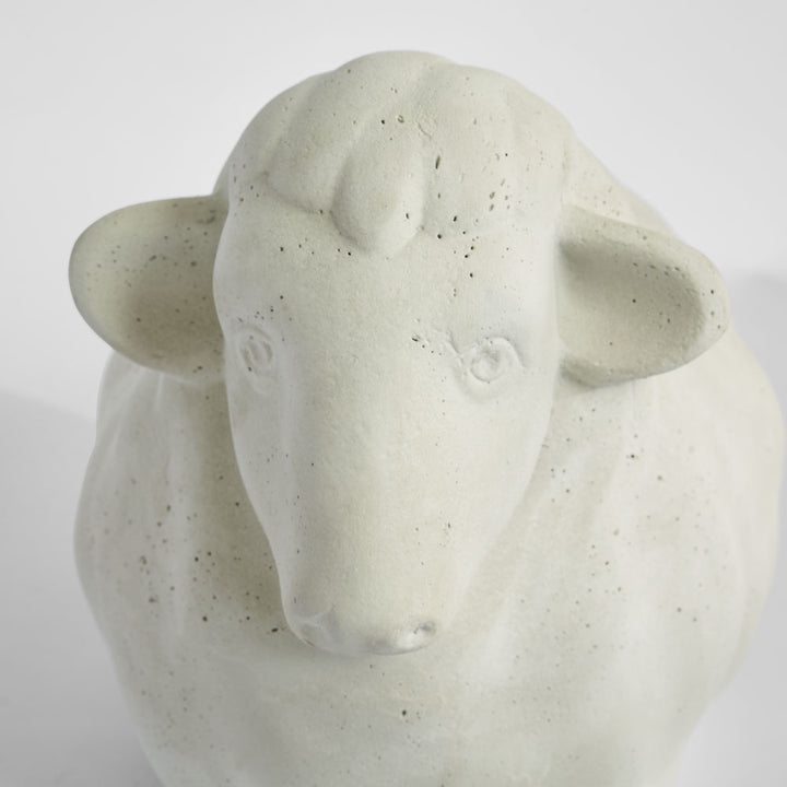 Betty Concrete Lava Sheep White