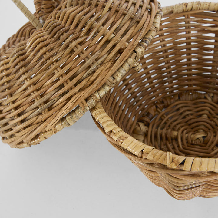 Apple Rattan Basket Brown