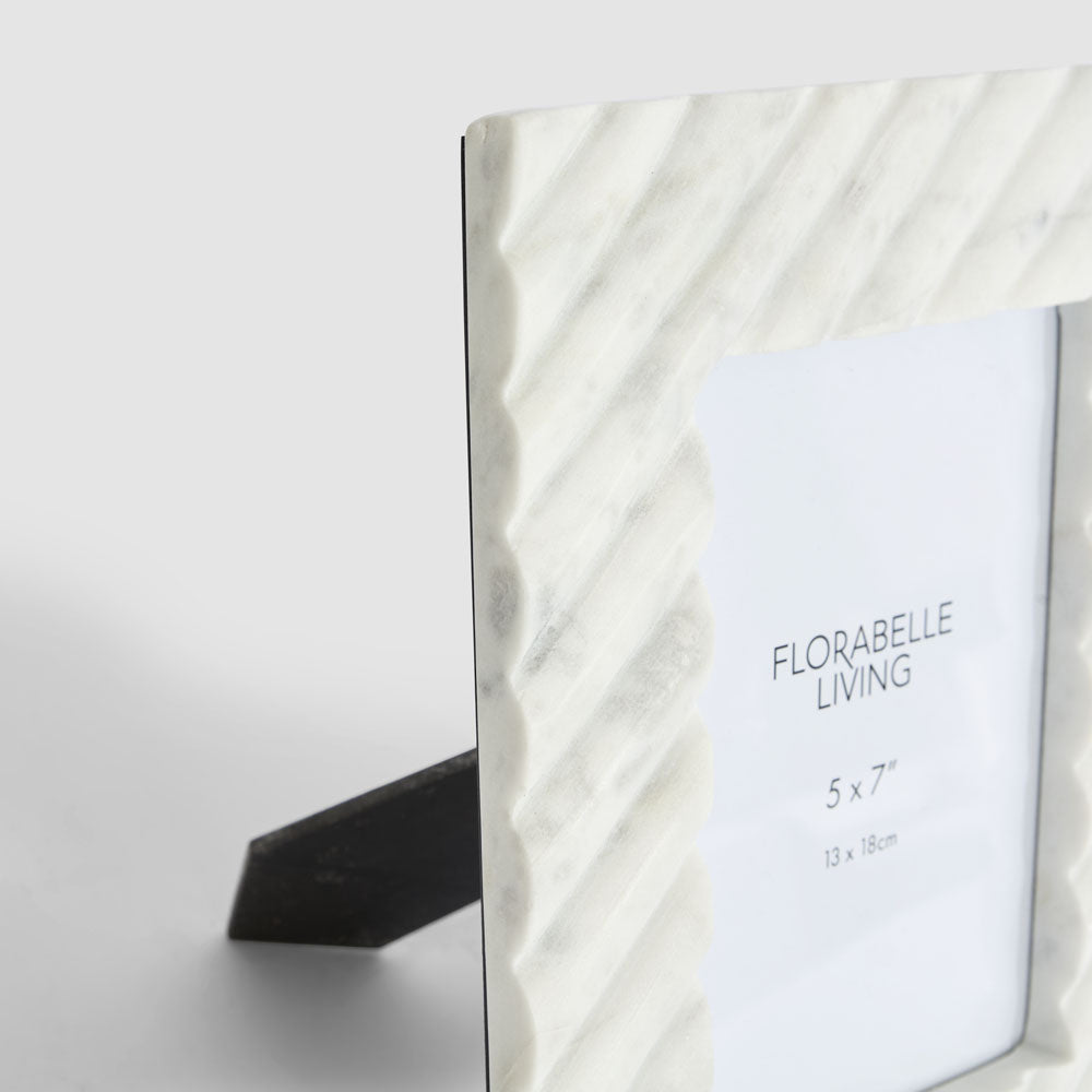 Cici Linea 5 x 7" Photo Frame Opal White Marble