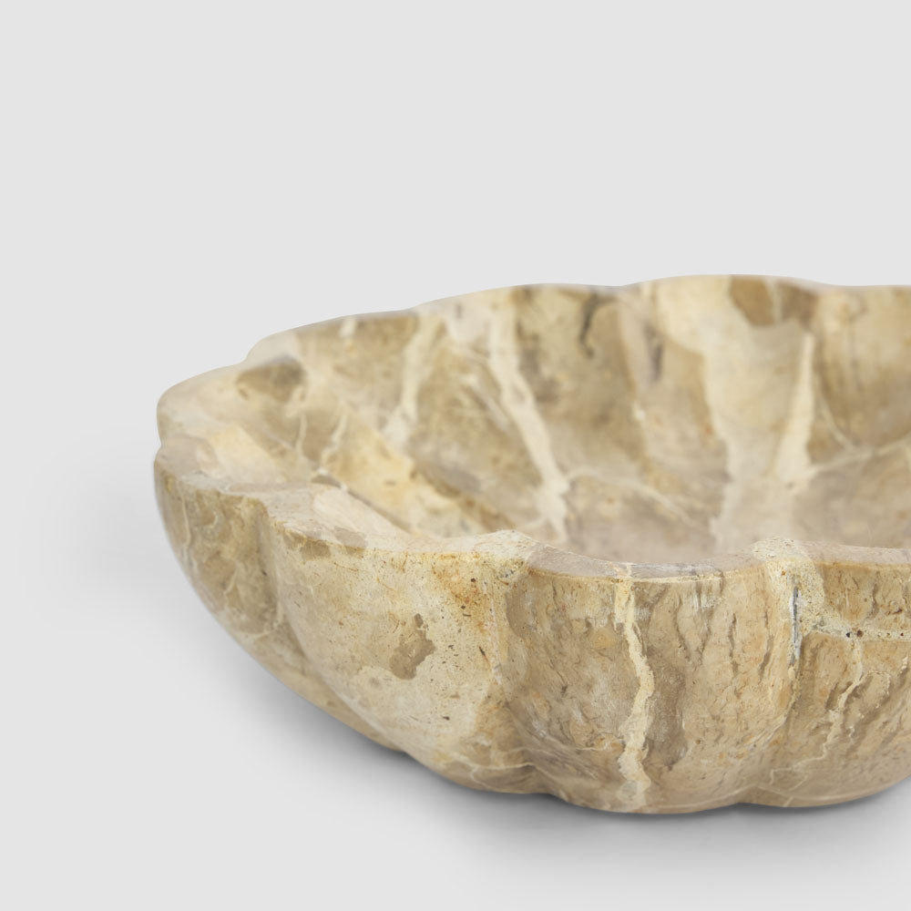 Oro Scallop Bowl Butterscotch Marble