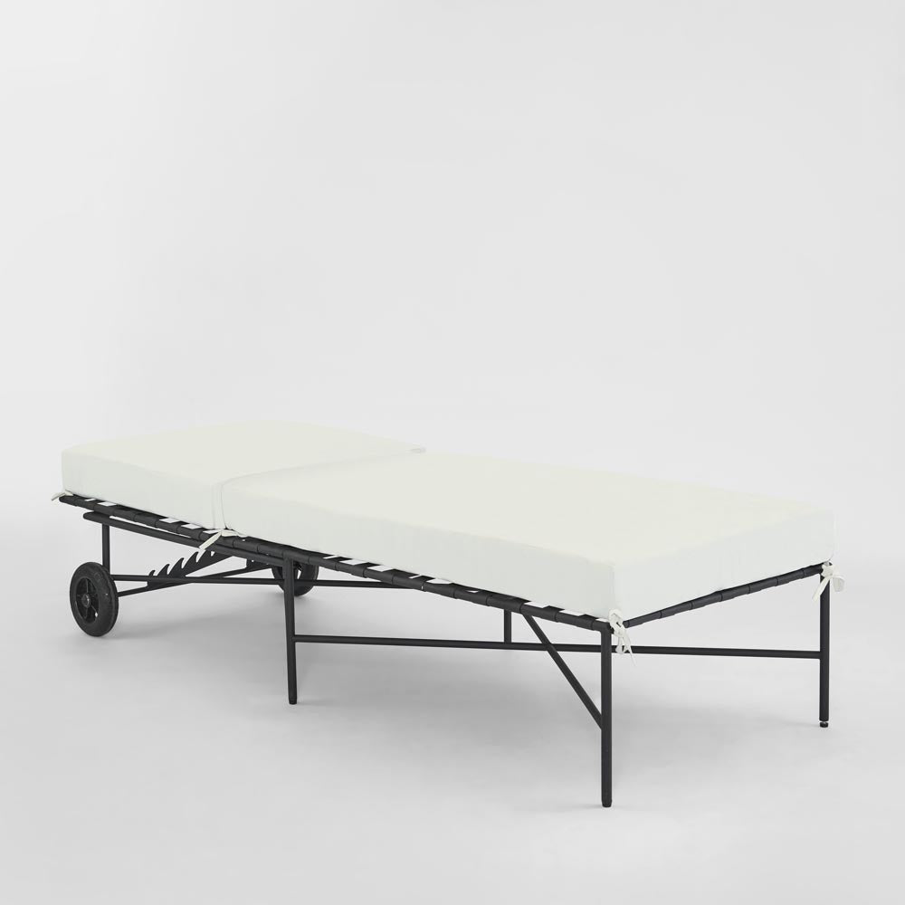 Sheffield Sunlounge Outdoor with White Cushion