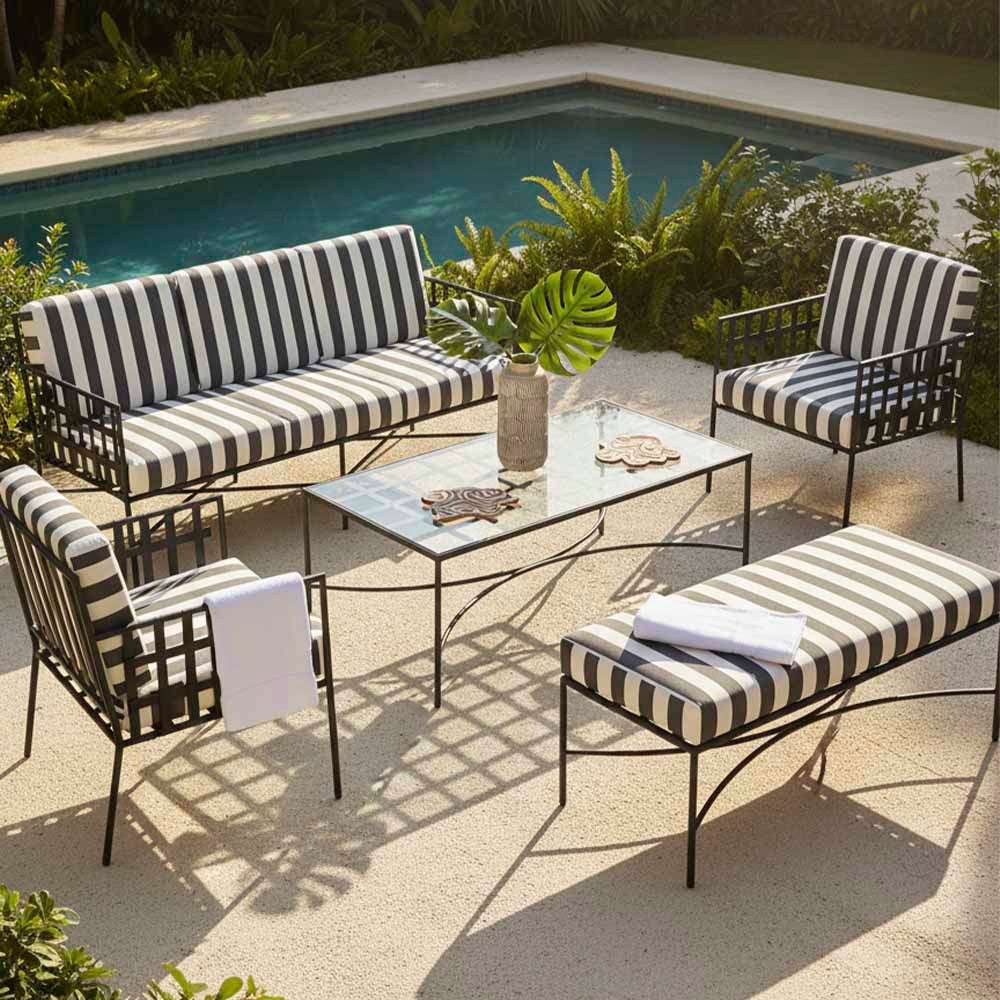 Sheffield Bench Outdoor with B/W Stripe Cushion