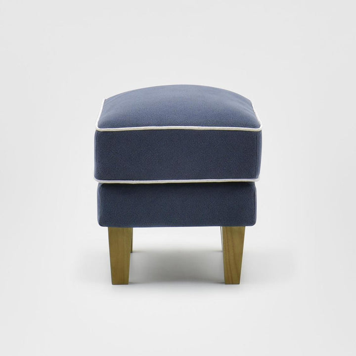 Bondi Hamptons Ottoman Navy W/White Piping
