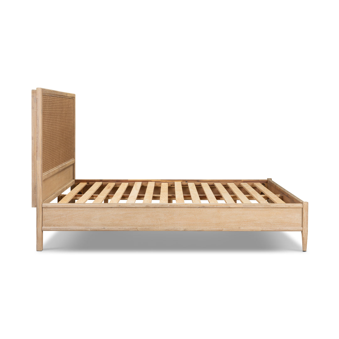 Bayview Queen Bed Natural Whitewash