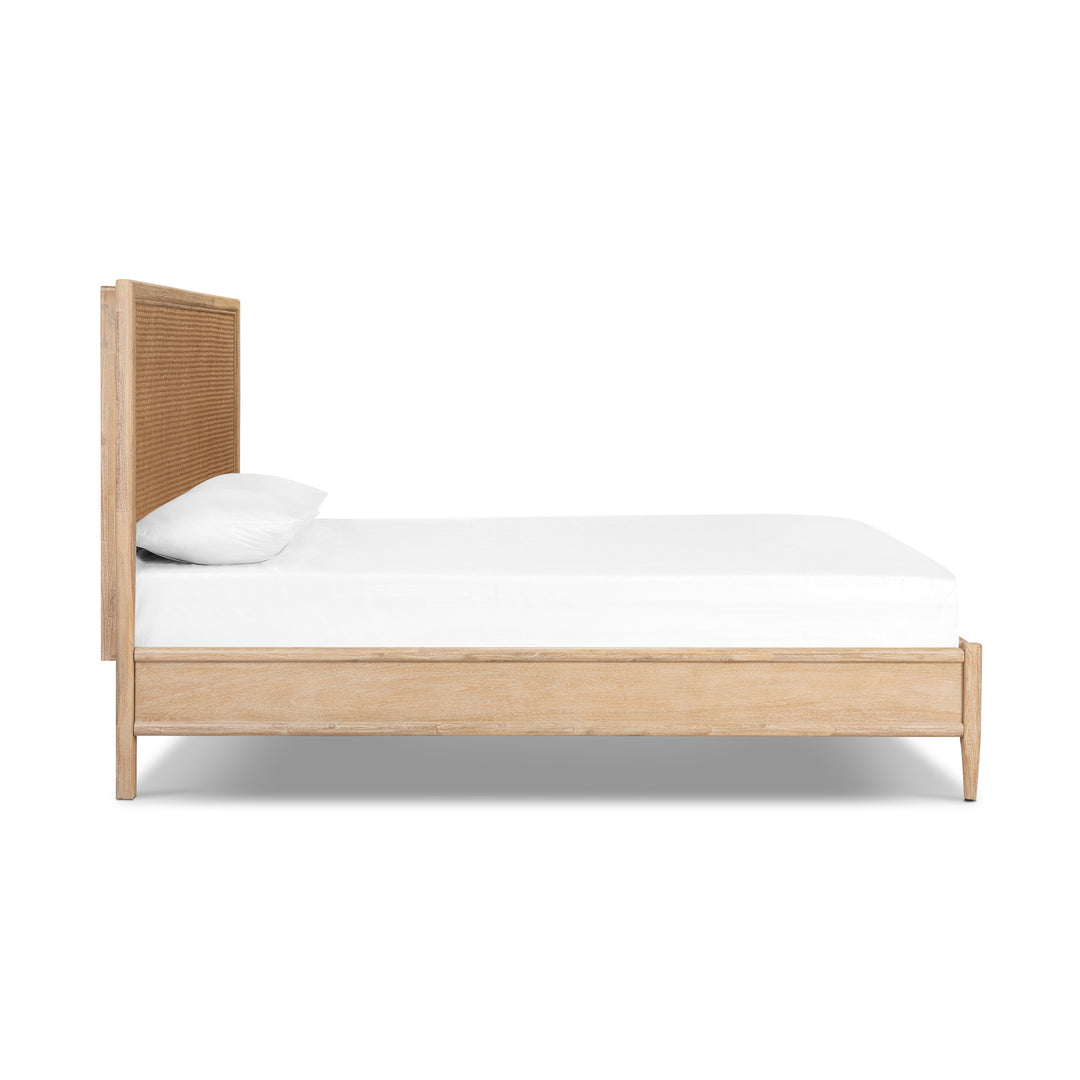 Bayview Queen Bed Natural Whitewash