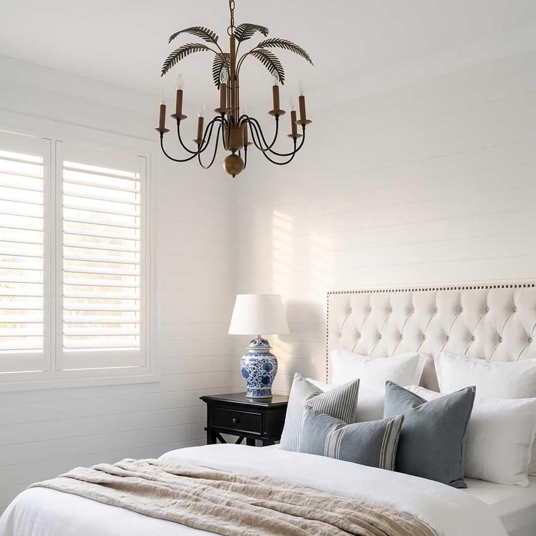 Palm Leaves Iron Chandelier 8 Lights