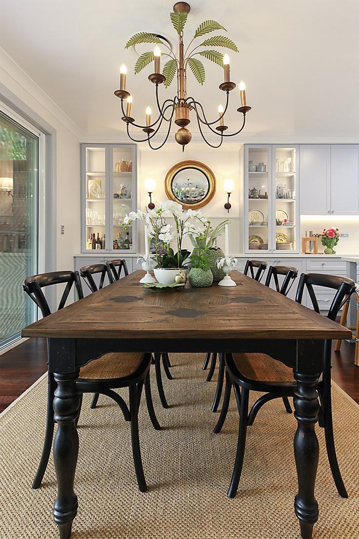 Palm Leaves Iron Chandelier 8 Lights