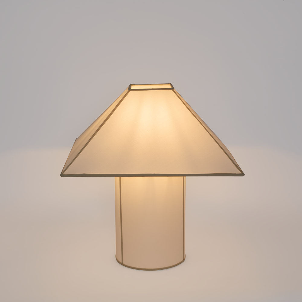 Gable Table Lamp Off-White
