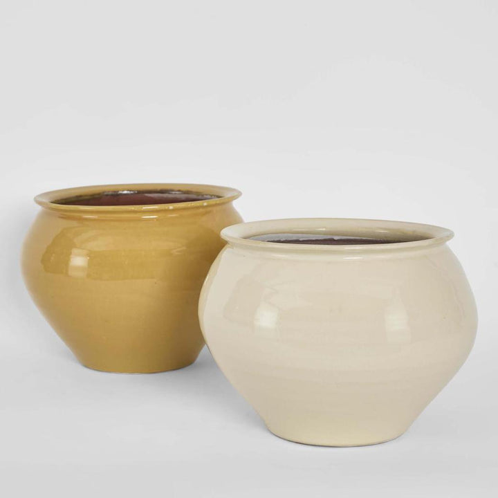 Petal Round Pot White
