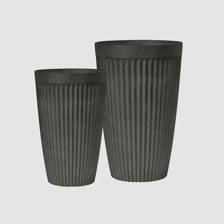 Elwood Set of 2 Tall Planters Black