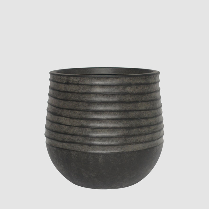 Drift Planter Black