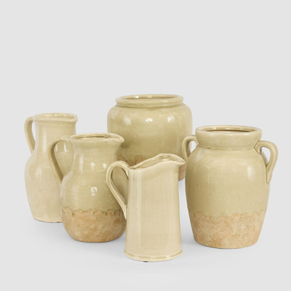 Peillon Urn