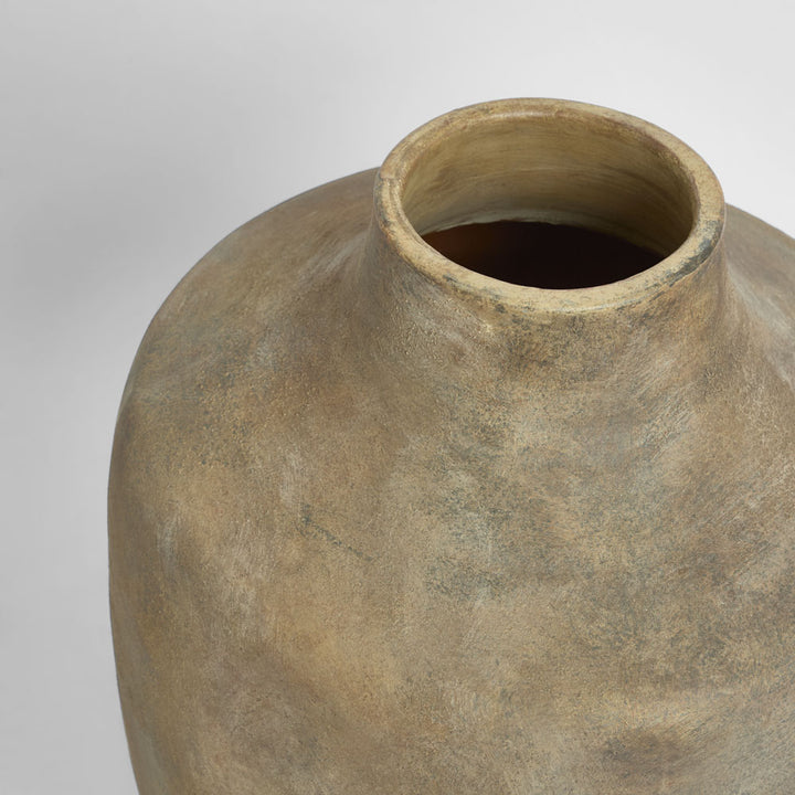Aura Planter Tall Rustic Brown