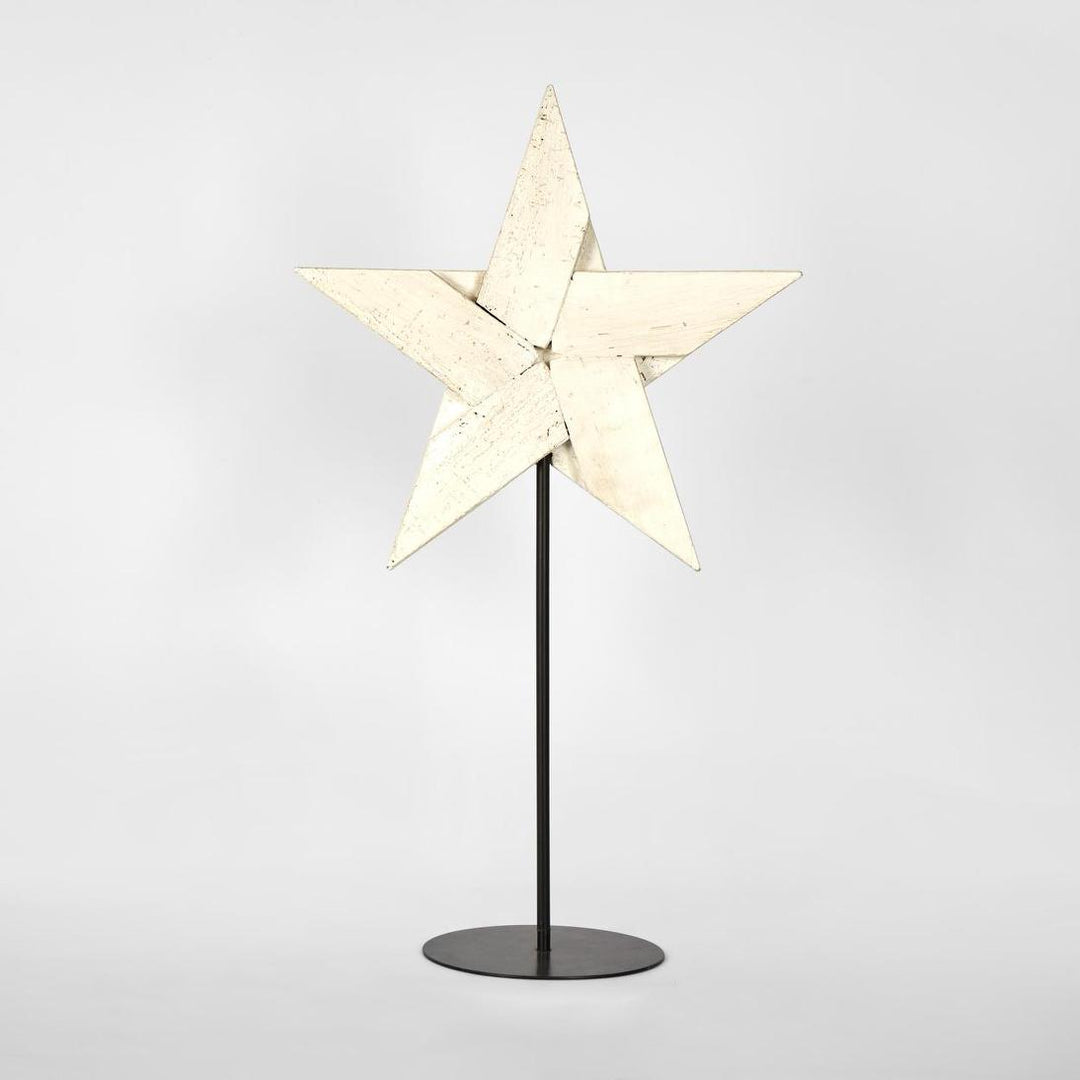 St Malo Star on Stand