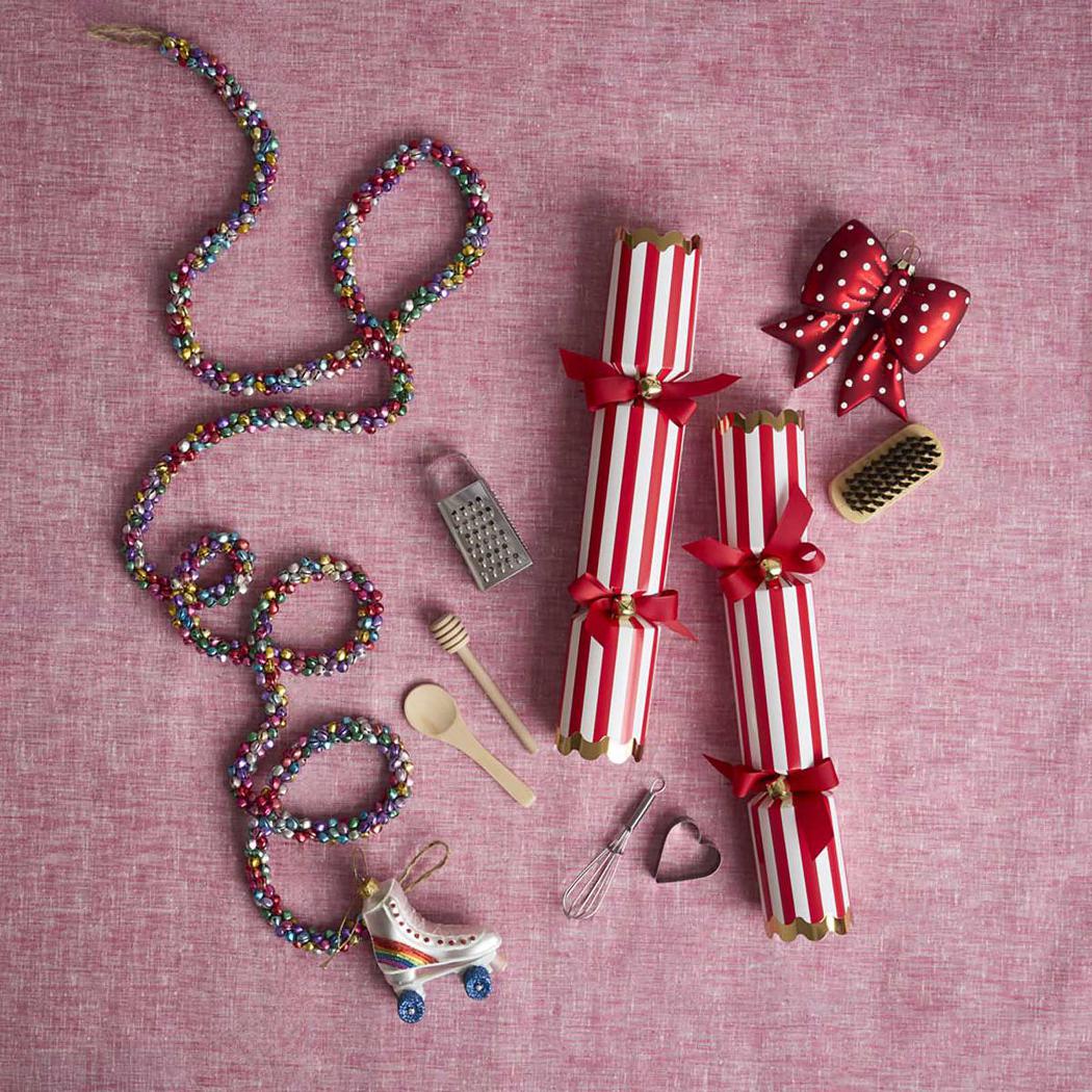 Candy Cane Red Stripe Crackers – Box of 6