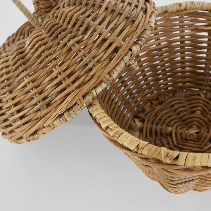 Apple Rattan Basket Brown
