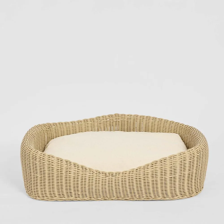 Snuggle Rattan Pet Bed Natural